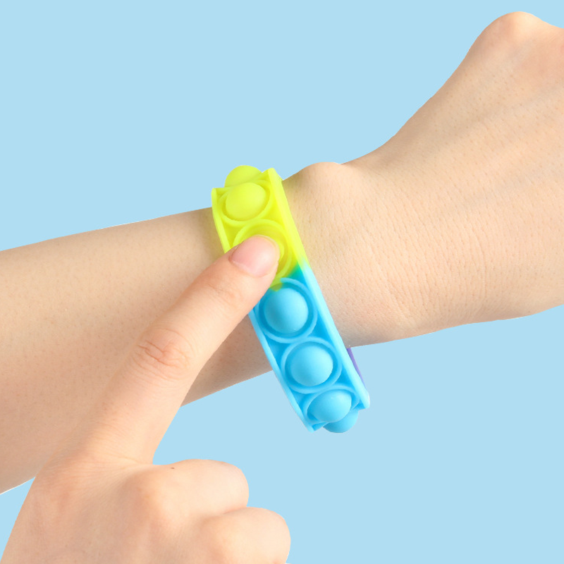 Pop bubble armband