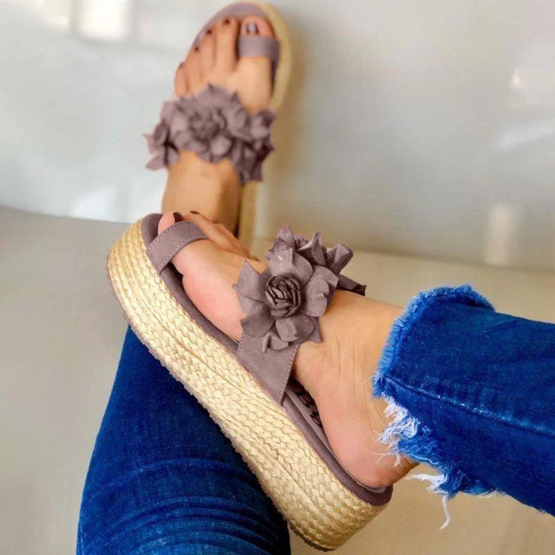 WOMEN CASUAL SANDALS